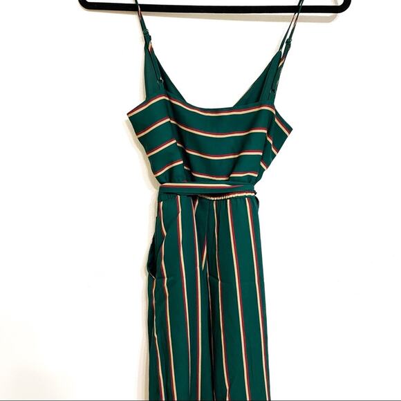 NWT BB Dakota Cross the Line Hunter Green Revolve Jumpsuit - Picture 8 of 9
